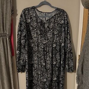 Elegant Black and White Paisley Dress